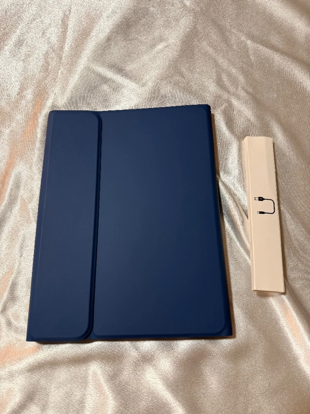 Blue iPad Keyboard Case with Touchpad (Fits 11” & 10.9” iPads) + Cable